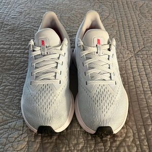 Nike Zoom Running Shoes, only worn few times!